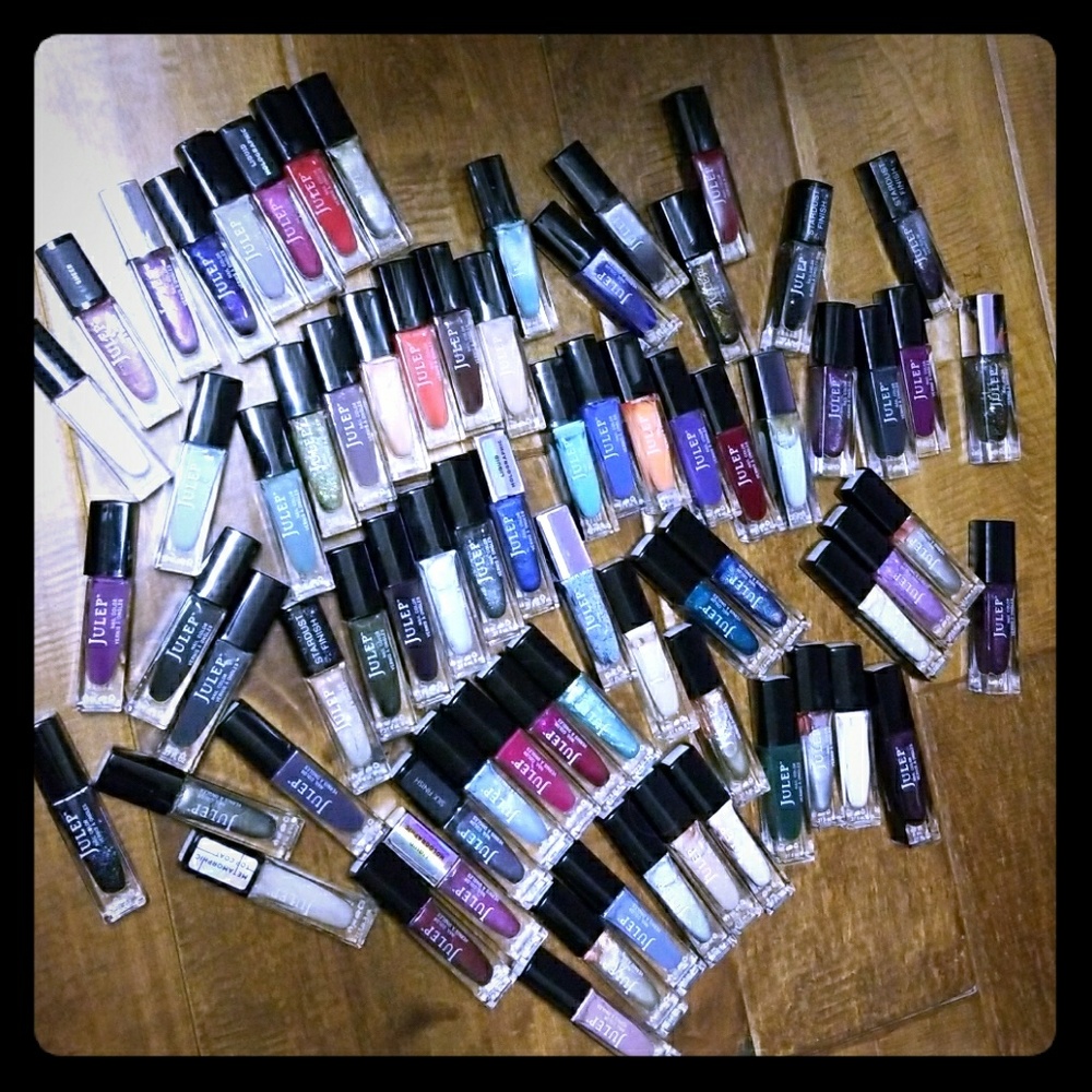 Lot of 72 Julep Nail Polishes +2 Color Caddies